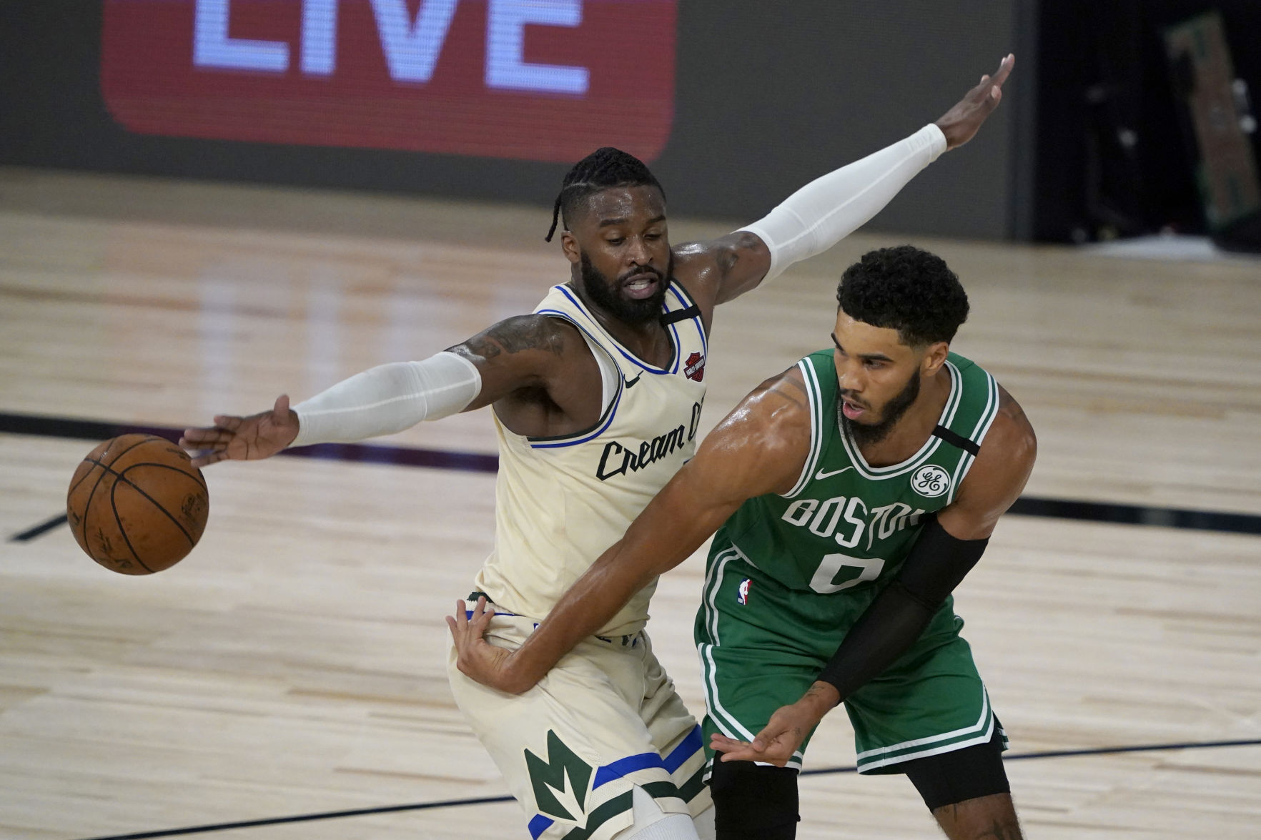 Bucks 119, Celtics 112